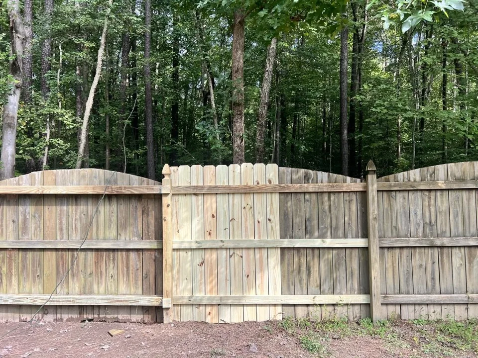 Fence repair from FIXABL’s project gallery